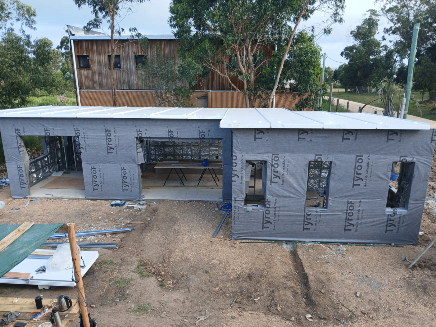 Obra con cubierta terminada